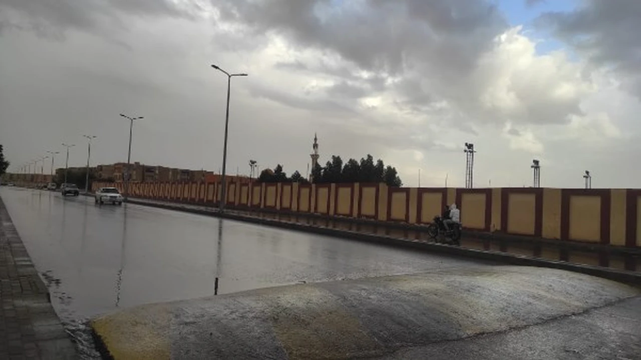 أمطار ورعد وبرد يضربان هذه المناطق في حالة طقس يوم الخميس